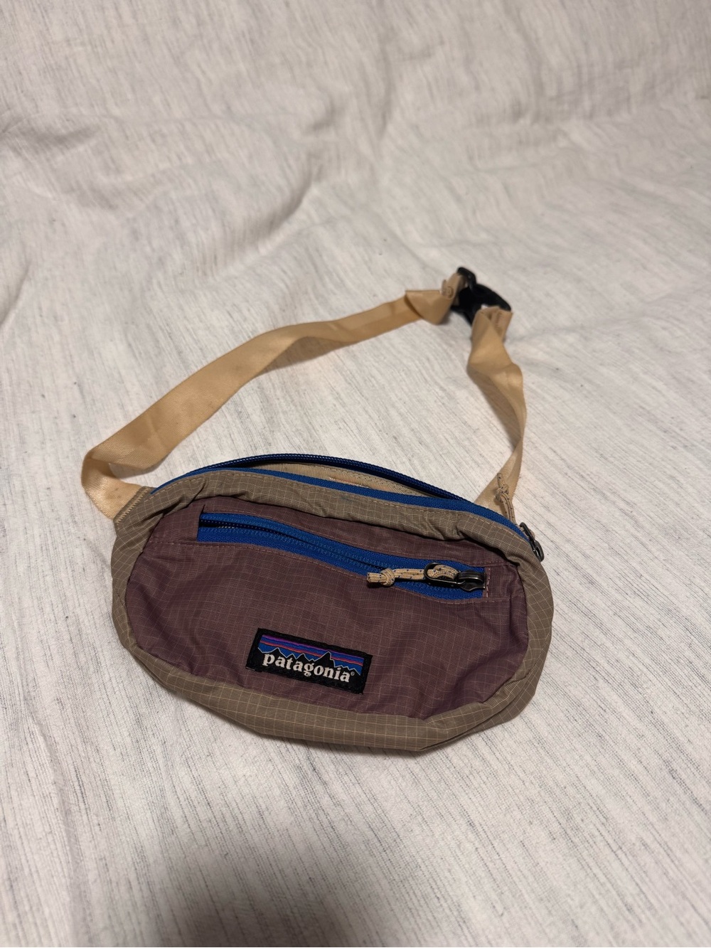 Patagonia Brown Waist Pack with Blue Zippers and Tan Strap